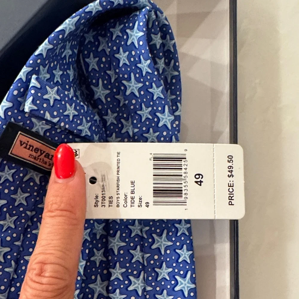 Vineyard Vines Star Pattern Blue Tie